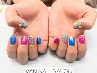 ネイル Van Nail Salonのネイルデザイン