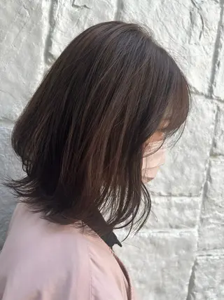 ミディアム カラー 艶くすみカラー /縮毛/川添桃花のヘアスタイル