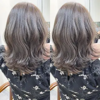 ミディアム H (エイチ) 烏丸御池店のヘアスタイル