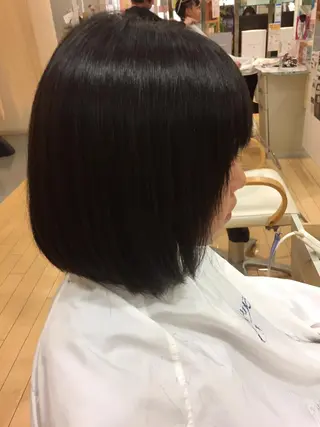 ミディアム 吉川 茉由子のマツエク・マツパデザイン