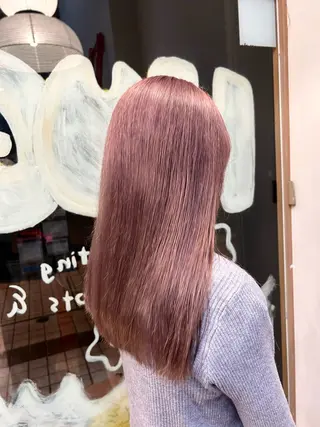 ロング カラー 木藤 優杏のヘアスタイル