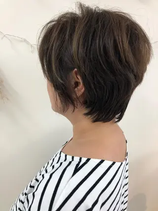 ショート カラー タナカ タクヤのヘアスタイル