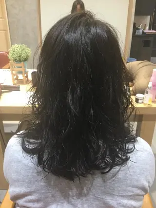 セミロング パーマ 兒玉 まりなのマツエク・マツパデザイン