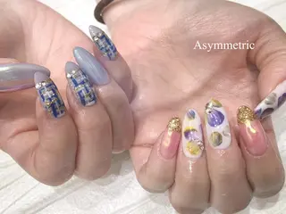 ロング m kaori𓃟のネイルデザイン