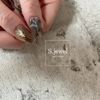 ネイル S. JEWELのネイルデザイン