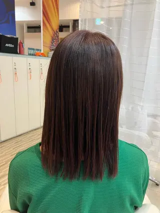 ミディアム カラー 生田 比奈のヘアスタイル