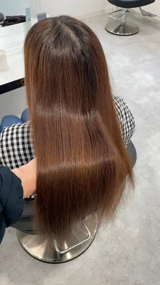 ロング カラー 履歴修正屋さん／ ブロンド／ホワイトのヘアスタイル