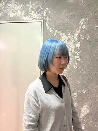 ショート カラー ハイトーン 横浜💞ミオのヘアスタイル