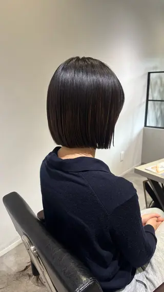 ミディアム YURINO /ボブ ベージュ/ハイトーンのヘアスタイル