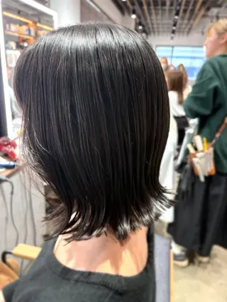 ミディアム 滝口 詩音のヘアスタイル