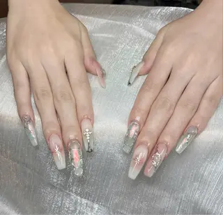 ネイル Lyna 池袋のネイルデザイン