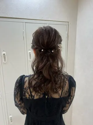 ミディアム mina .のヘアスタイル