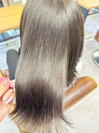 ミディアム カラー JYUNESU銀座店所属・韓国ヘア🇰🇷🎀 YURIAのヘアスタイル