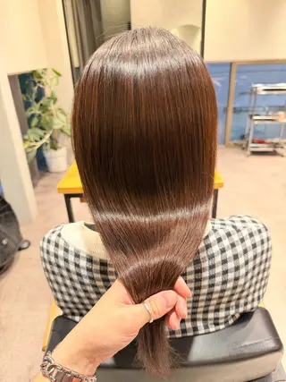ミディアム カラー 佐藤史哉* 韓国レイヤー赤み除去のヘアスタイル