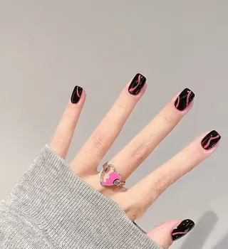ネイル Horie 雪のネイルデザイン