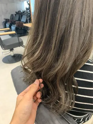 セミロング カラー ヘアアレンジ 小野寺 舞のヘアスタイル