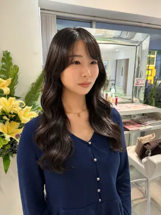 ロング パーマ コテ巻き風パーマ/ デジタルパーマのヘアスタイル