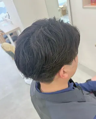 パーマ メンズ NaVIユウジ 透明感カラーのヘアスタイル