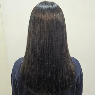 カラー 許斐 幸汰のヘアスタイル