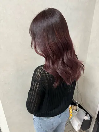 セミロング カラー 井本翔太.髪質改善. ベージュ.グレージュのヘアスタイル