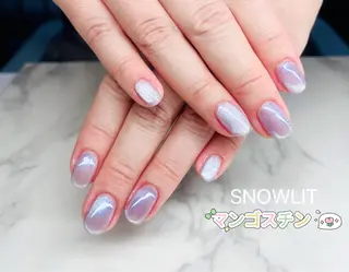 ネイル SNOW LITのネイルデザイン