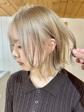 ミディアム カラー ブリーチダブルカラー 【koide】のヘアスタイル