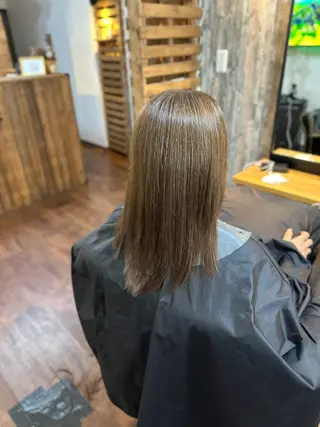 セミロング Luzir⭐︎ GEN⭐︎のヘアスタイル