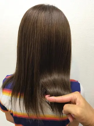 ミディアム カラー 吉森 満俊のヘアスタイル