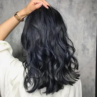 セミロング カラー ヘアアレンジ Zina渋谷エリア マネージャShionのヘアスタイル