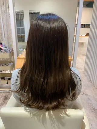 セミロング カラー 酸性ストレート/ブリ ーチなしWカラー河本のヘアスタイル