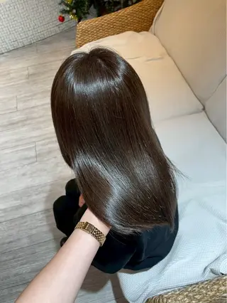 ミディアム カラー 🌙Runa つや髪 /モテ/小顔カットのヘアスタイル