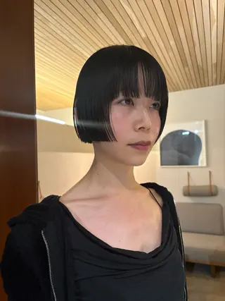 ショート カラー ボブ/レイヤーカット ✂︎ AYUMIのヘアスタイル