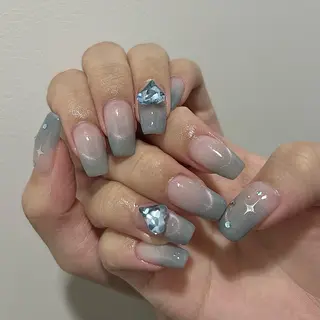 ネイル パラあり！フィルイン 美フォルムのネイルデザイン