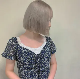 ショート カラー 韓国ボブ/ハッシュ カットKIRAのヘアスタイル