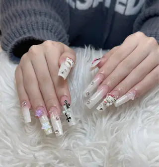 ネイル ANH ゴテゴテネイルのネイルデザイン