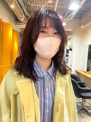 ミディアム カラー パーマ レイヤー／似合わせ TAKUYAのヘアスタイル