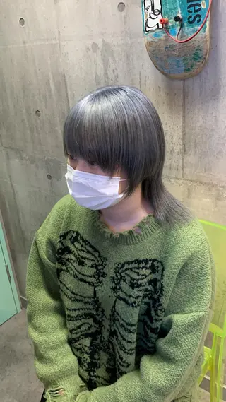 ミディアム カラー ハイトーン/メンズ/ ウルフ特化   小松のヘアスタイル