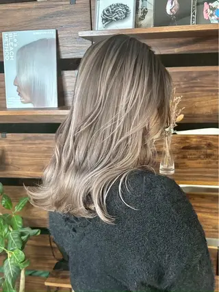 ミディアム 💎透明感カラー💎 bAteAu あまねのヘアスタイル