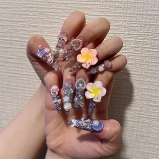 ネイル Luna Gladeのネイルデザイン