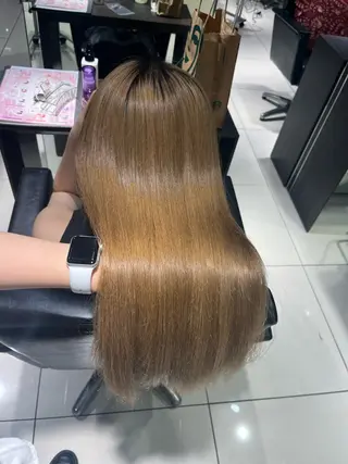 ロング 髪質改善/透明感カラ ー/レイヤー/あやはのヘアスタイル