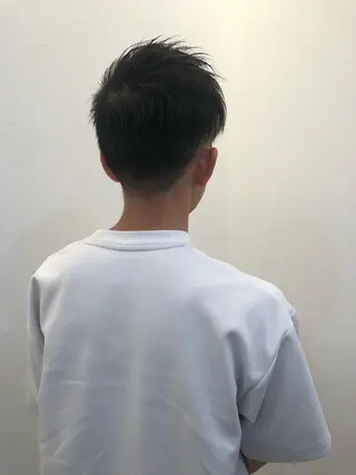 メンズ ツノガイ エリのヘアスタイル