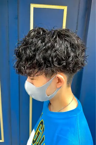 ショート パーマ メンズ 🦩パーマン🦩佐藤 航太のヘアスタイル
