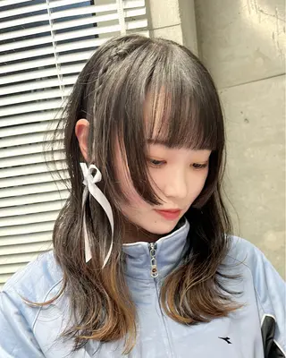 セミロング Amelie yunのヘアスタイル