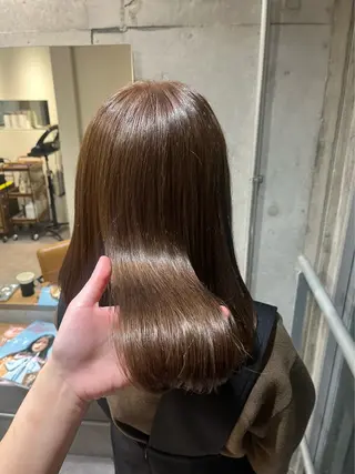 セミロング カラー ショート/コテ巻き風 kanohaのヘアスタイル