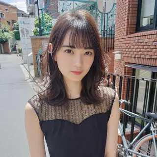 ミディアム [店長]カラーが好評 　小林のヘアスタイル