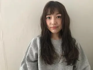 セミロング カラー 貫洞 大介のヘアスタイル