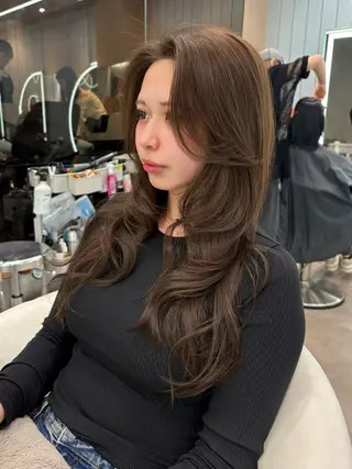 ロング カラー ヘアアレンジ 大宮‎縮毛矯正🩵 レイヤー　佐藤和のヘアスタイル