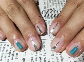 ネイル kiii.__ ✴︎*のネイルデザイン