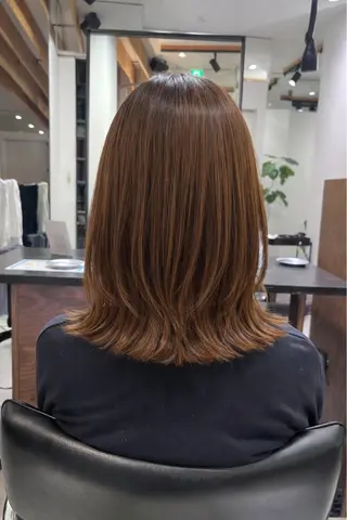 ミディアム ミディアム／ ヒグレアキコのヘアスタイル