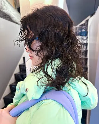 ミディアム パーマ レイヤー/パーマ /ウルフ/nabeのヘアスタイル